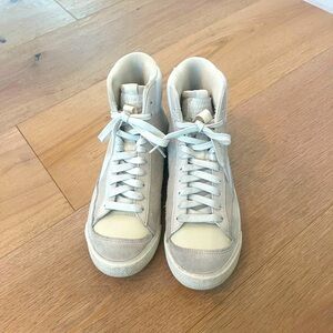 Nike blazers alabaster sail light bone